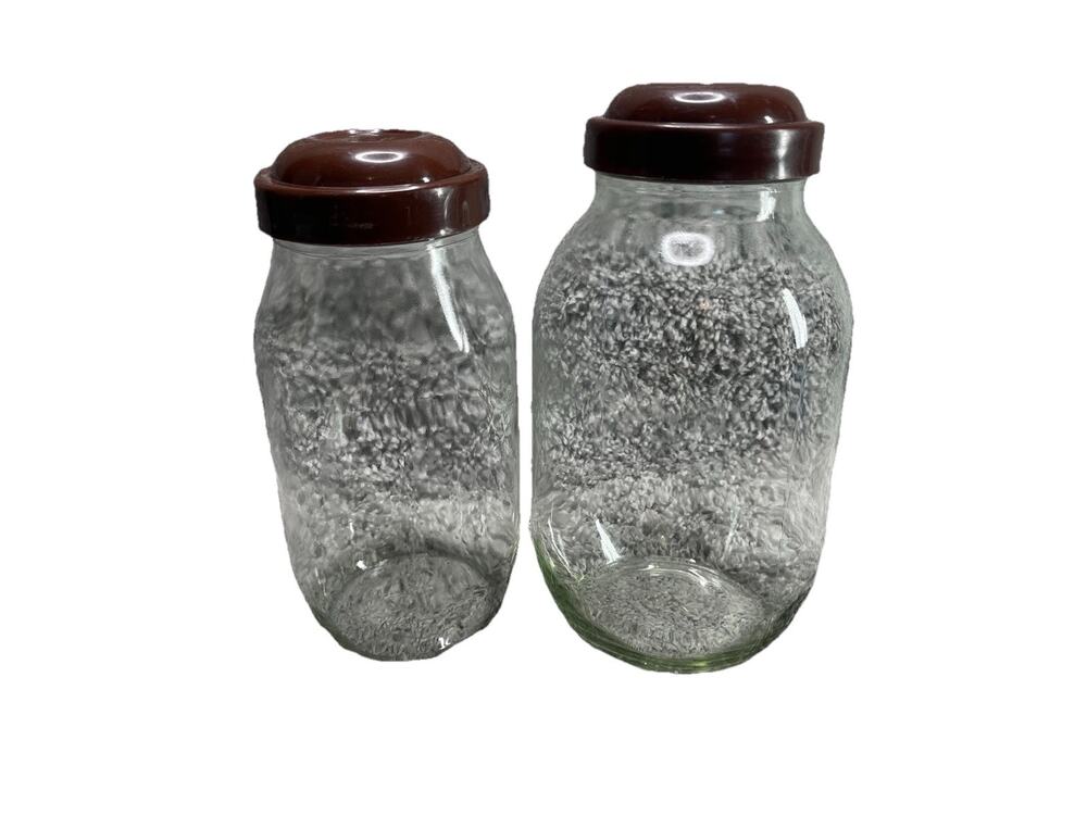 Vintage Carlton Glass Bundle Set Of 2 Sizes 3L & 2L With Brown Lids Twist Lid